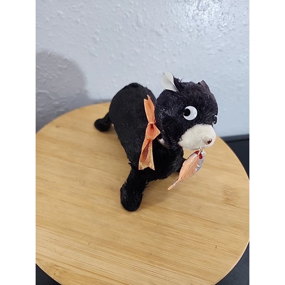 Vtg  Nomura Walkin Hungry Cub Bear With Fish In His Mouth RareWind-up Toy  Japan